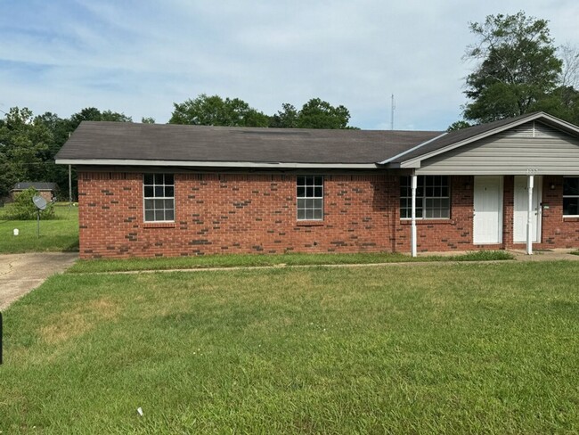 property at 4017 68th Ave