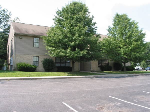 Maple Ridge Apartments in Dry Ridge, KY - Building Photo