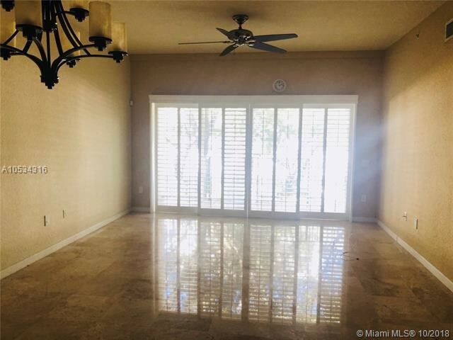 1640 Presidential Way-Unit -205 in West Palm Beach, FL - Building Photo
