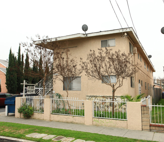 9560 Los Angeles St in Bellflower, CA - Building Photo - Building Photo