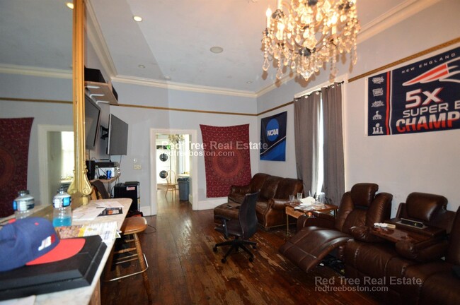 40 Alleghany St, Unit 2 in Boston, MA - Building Photo - Building Photo