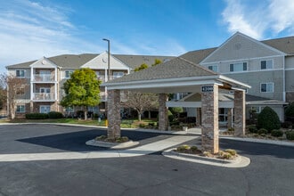 Forbes Manor in Gastonia, NC - Building Photo - Building Photo