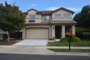 1678 Marigold Dr