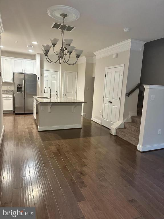 property at 1707 Fieldstone Ct
