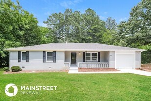 7125 Puckett St SW in Covington, GA - Building Photo