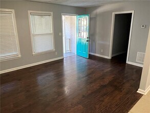 420 Lockridge Ln in Lawrenceville, GA - Building Photo - Building Photo