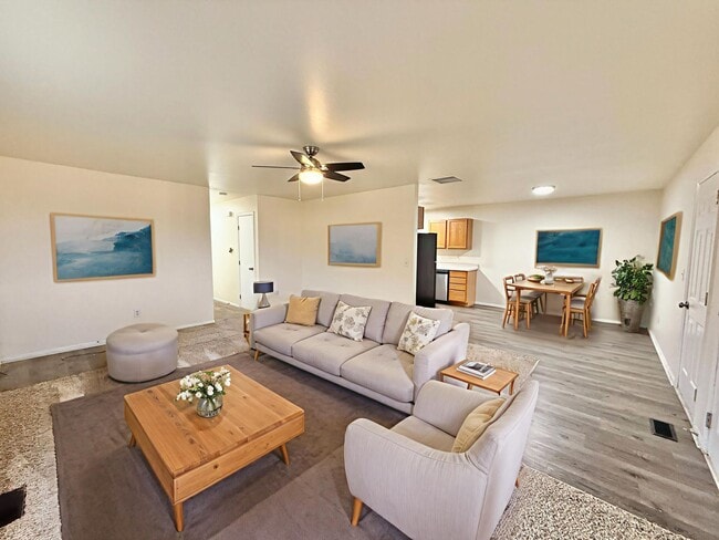 property at 632 E Clarion Dr