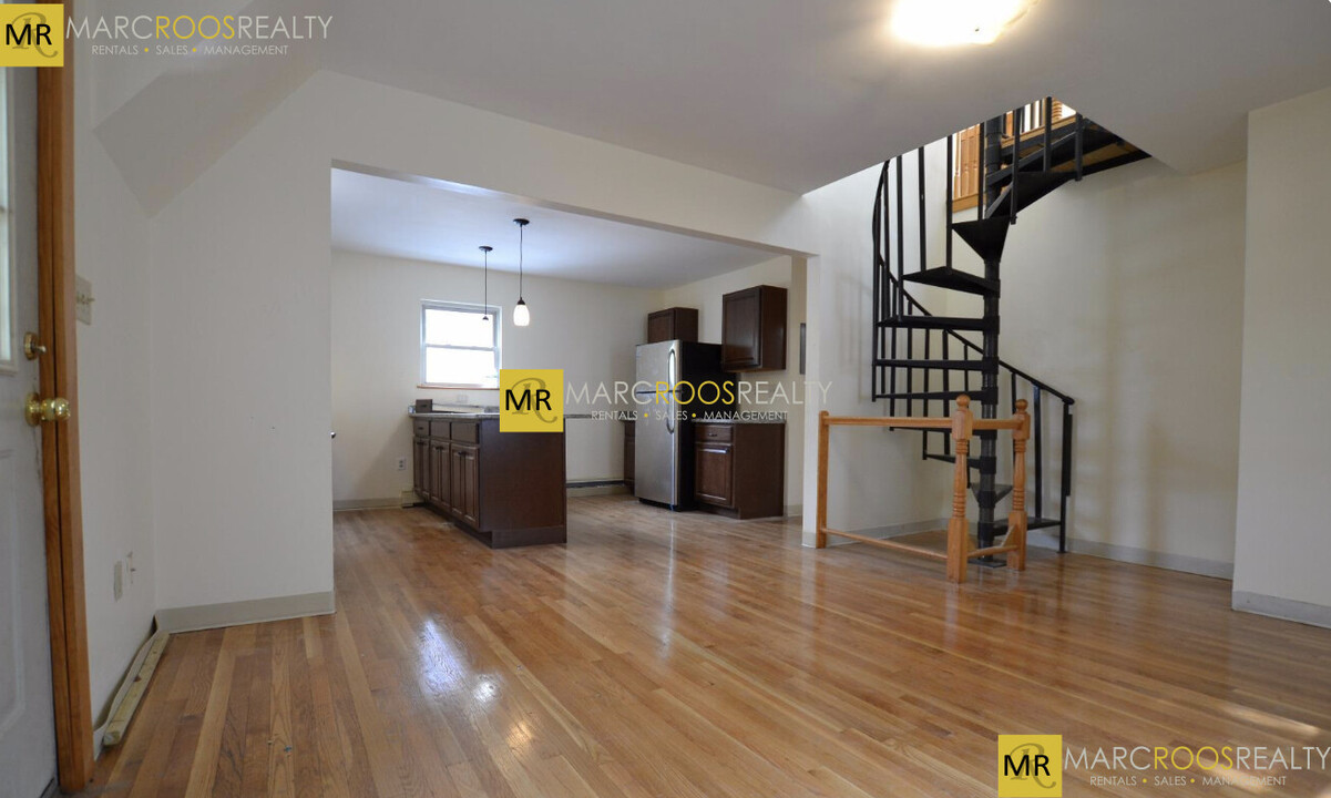 173 Cambridge St, Unit 2 in Boston, MA - Building Photo