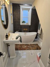 444 Maple Ave in Hamilton, ON - Building Photo - Building Photo