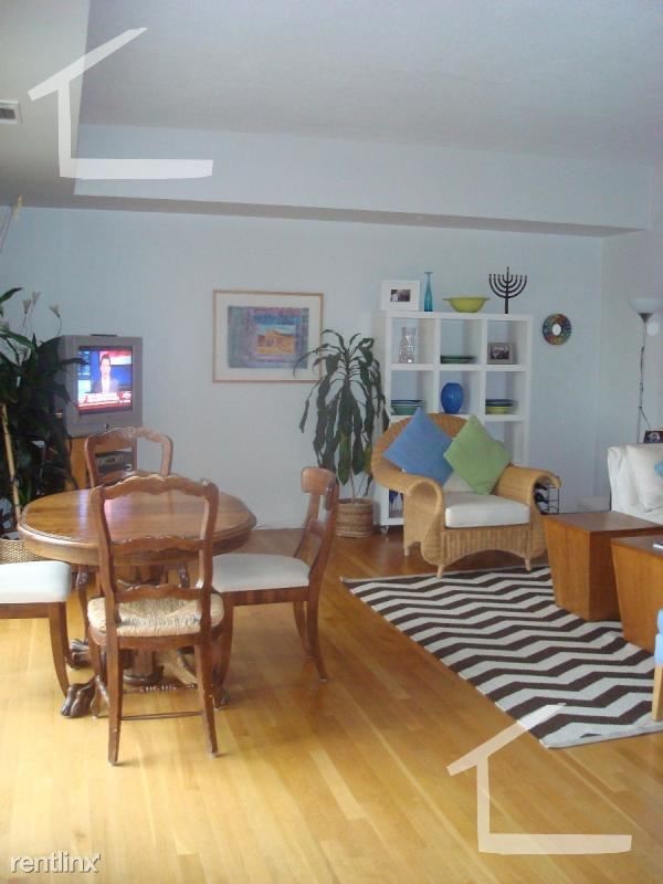 1244 Beacon St in Brookline, MA - Building Photo - Building Photo