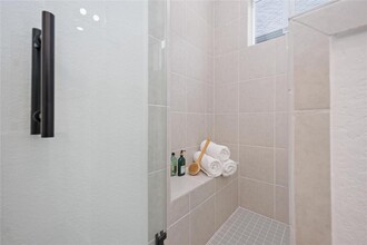 5320 Rue St in Houston, TX - Building Photo - Building Photo