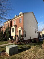 13220 Tivoli Lake Blvd in Silver Spring, MD - Building Photo