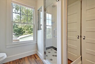 30 Lenox St in Charleston, SC - Building Photo - Building Photo