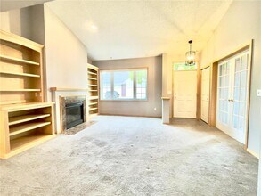 12022 Vermillion St NE in Blaine, MN - Building Photo - Building Photo