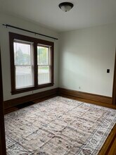 914 W Front St, Unit River Side in Monroe, MI - Building Photo - Building Photo