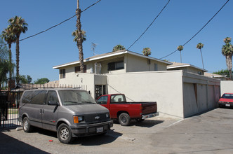 1855 Ohio St in Riverside, CA - Building Photo - Building Photo