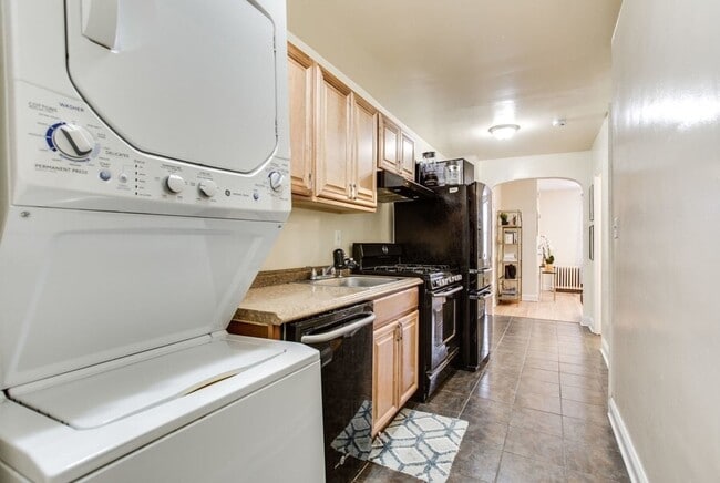 property at 928 19th St NE