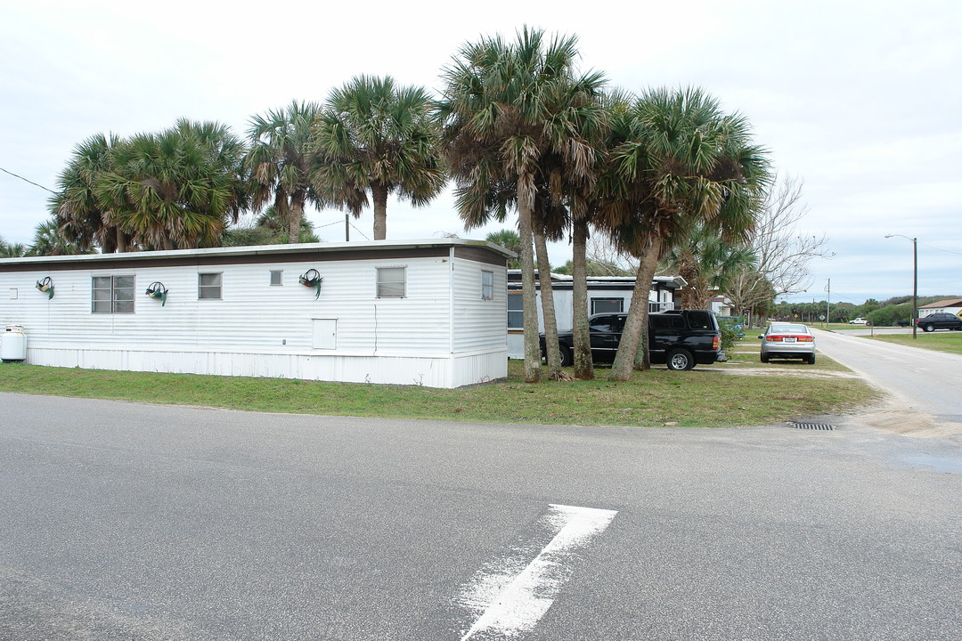 Flagler Beach Villas in Flagler Beach, FL - Building Photo