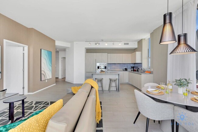 4010 S Ocean Dr in Hollywood, FL - Foto de edificio - Building Photo