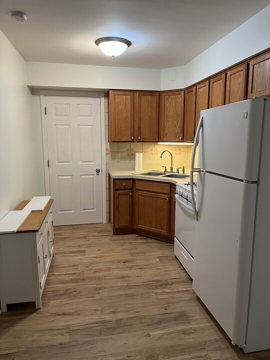 505 Ryan Ln, Unit A in West Dundee, IL - Foto de edificio