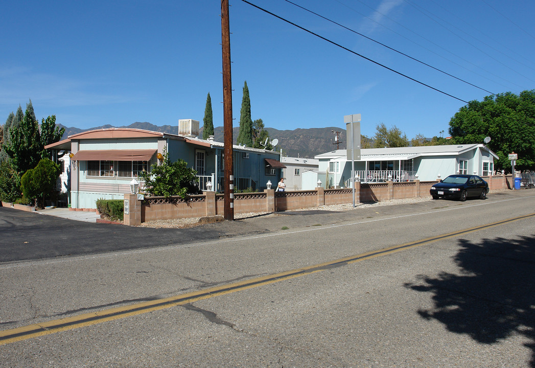 1075 Loma Dr in Ojai, CA - Building Photo