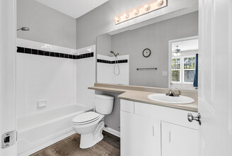 2433 Chatelain Way, Unit Southampton Pointe in Mount Pleasant, SC - Building Photo - Building Photo