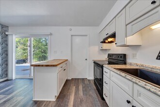 1802 Edmund Ave NE, Unit 1802 Edmund Ave in Roanoke, VA - Building Photo - Building Photo