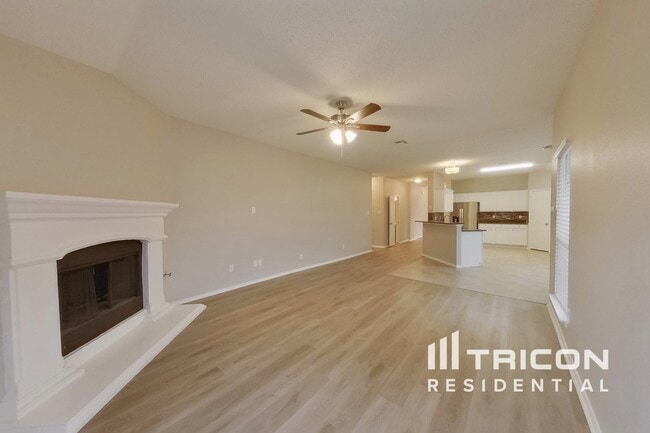 1317 Harbor Ct in Lancaster, TX - Building Photo - Building Photo