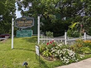 Village Green Apartments in Lowville, NY - Foto de edificio - Building Photo