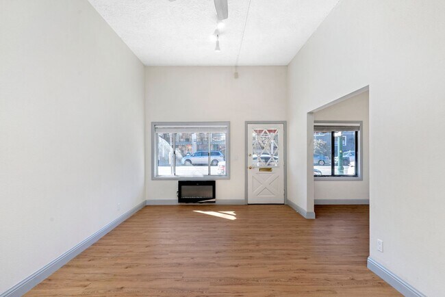 1403 Encinal Ave-Unit -1411 in Alameda, CA - Building Photo - Building Photo