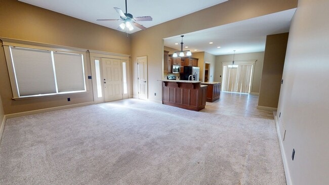 property at 11669 Ridgeway Ct