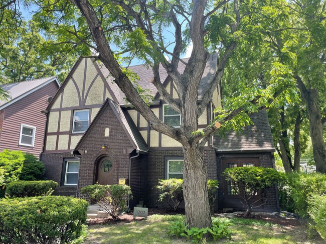 property at 1702 Lake Ave