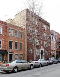 1820 Swann St NW in Washington, DC - Foto de edificio - Building Photo