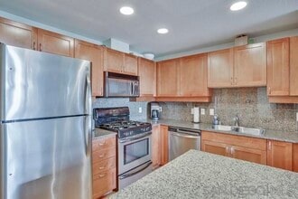 1240 India St in San Diego, CA - Foto de edificio - Building Photo