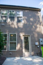 122 Tuftin Dr in Durham, NC - Building Photo - Building Photo