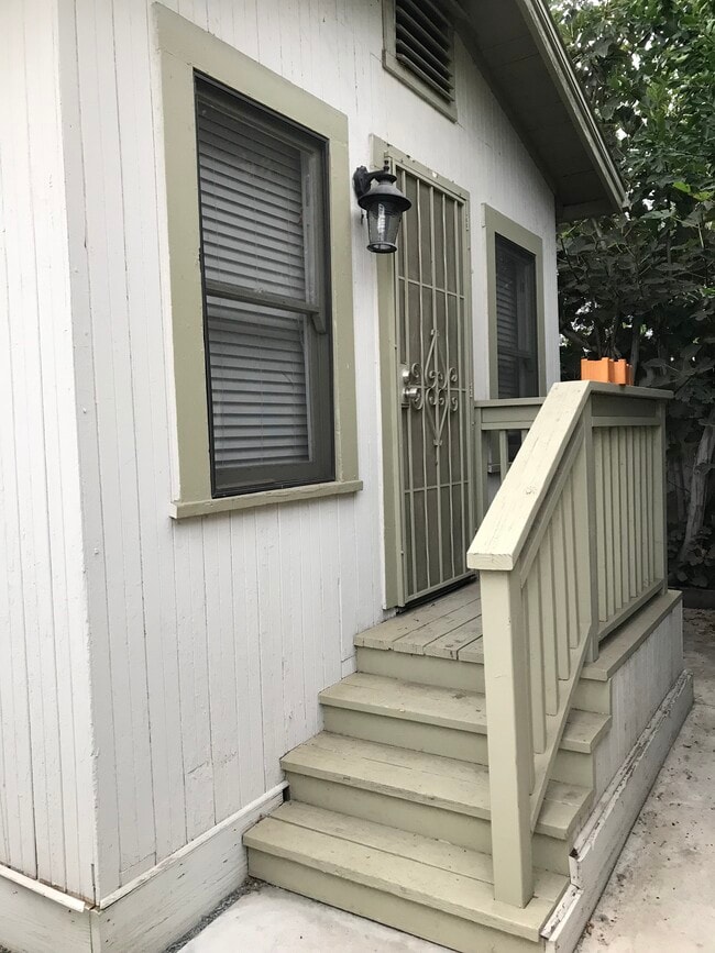 1750 National Ave, Unit 1750.5 in San Diego, CA - Foto de edificio - Building Photo