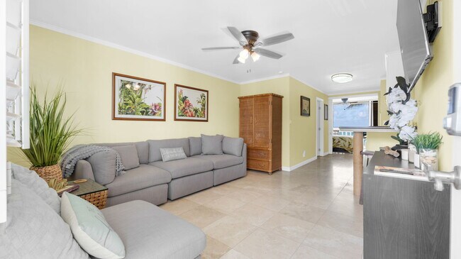 84-965-965 Farrington Hwy in Waianae, HI - Building Photo - Building Photo