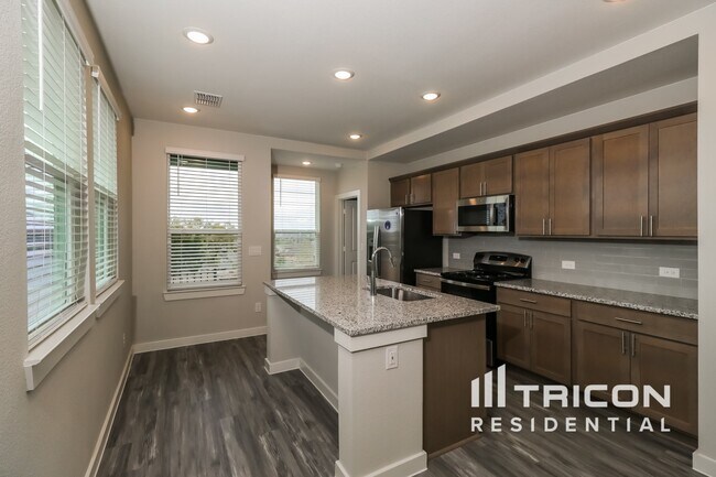 property at 517 Raglands Rd