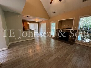 1142 Folkstone Ridge Ln in Winston-Salem, NC - Building Photo - Building Photo