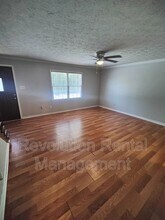 2140 Kings Gate Cir SW in Snellville, GA - Building Photo - Building Photo