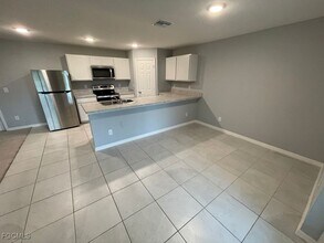3108 64th St W in Lehigh Acres, FL - Building Photo - Building Photo