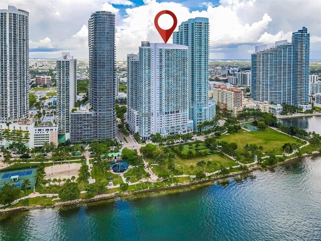 property at 1800 N Bayshore Dr