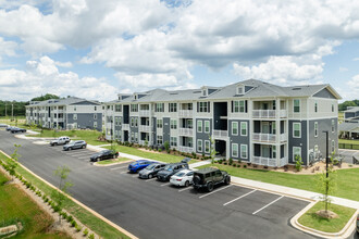 The Shoals in Greer, SC - Foto de edificio - Building Photo