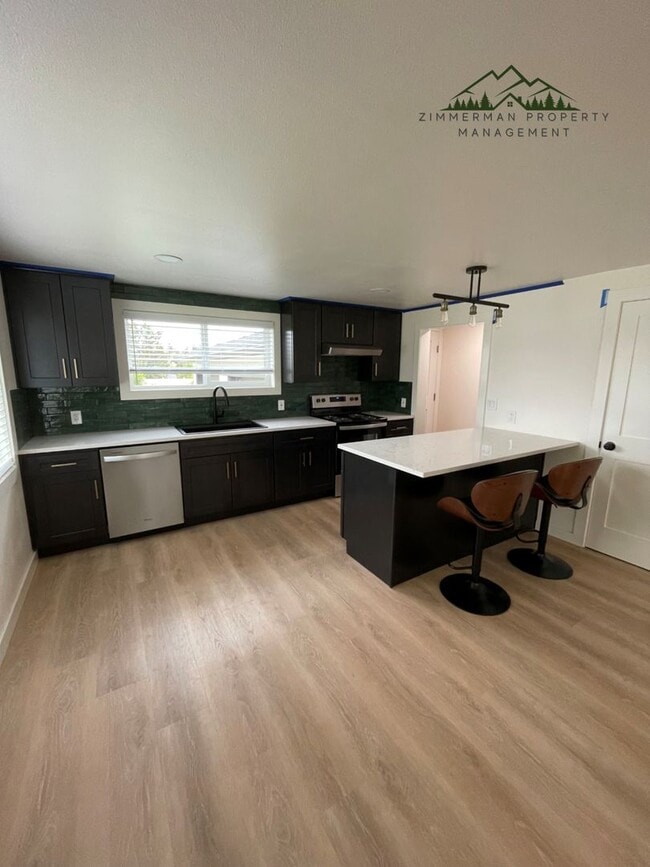 287 E 3rd St in Lowell, OR - Building Photo - Building Photo