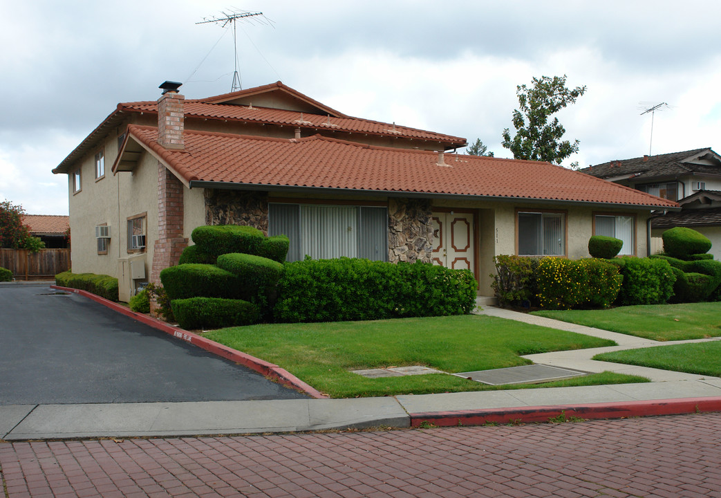 511 Granger Ter in Sunnyvale, CA - Foto de edificio