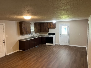 309 Desire St in New Iberia, LA - Building Photo - Building Photo