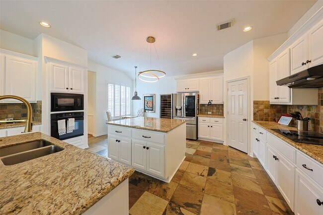 property at 63 N Crescendo Path Pl