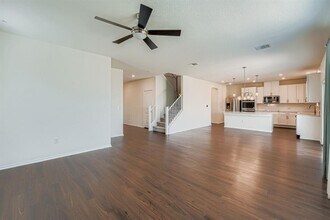 5104 Lazy Ct Dr in Austin, TX - Building Photo - Building Photo