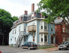 55 Sherman St in Portland, ME - Foto de edificio - Building Photo