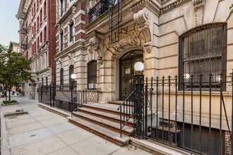 53 E 97th St in New York, NY - Building Photo - Building Photo